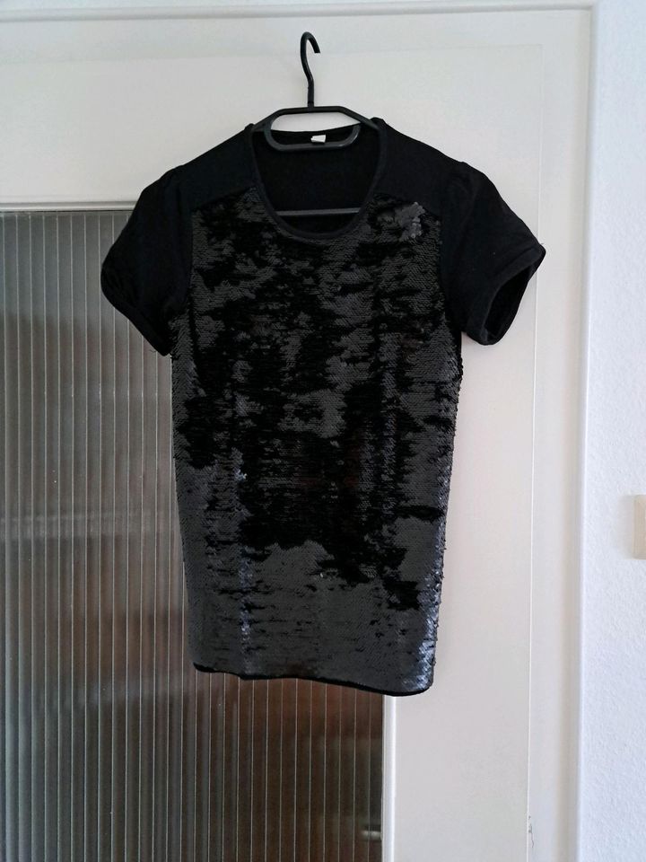 Esprit Pailletten T-shirt schwarz Gr 164 in Düsseldorf