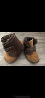 UGG Boots Baby Stiefel Winterstiefel Gr. 22 braun M 12 - 18 Monat Nordrhein-Westfalen - Pulheim Vorschau