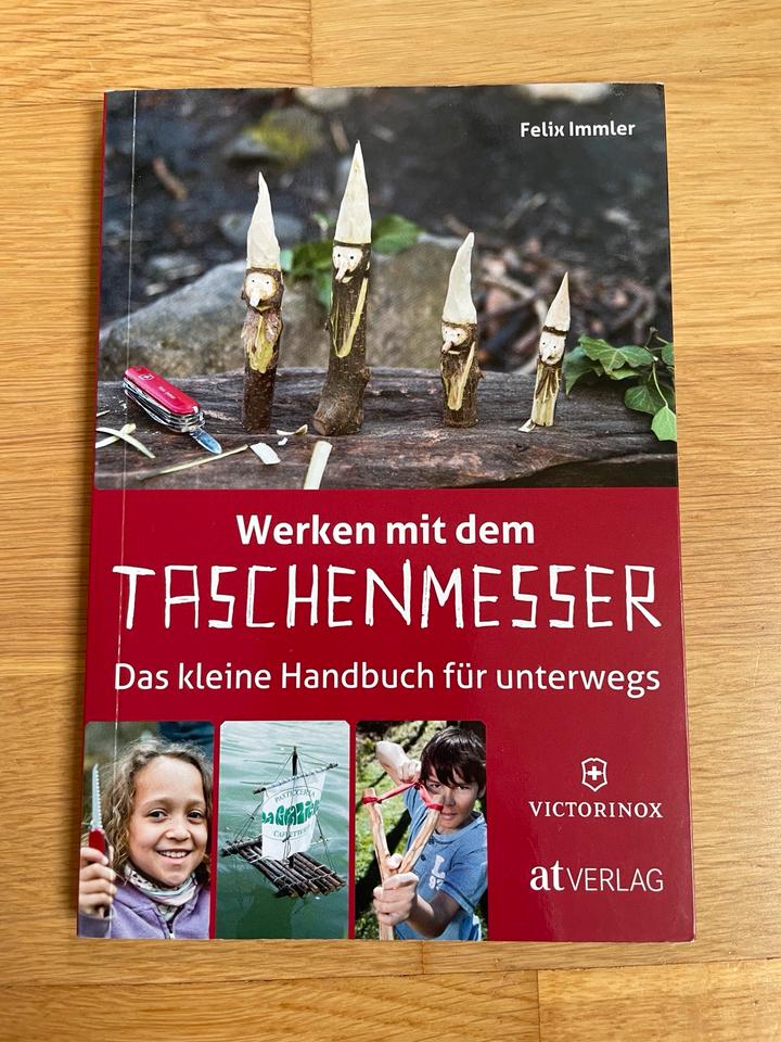 Felix Immler Werken mit dem Taschenmesser Schnitzel Victorinox in München