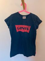 Levi's Tshirt dunkelblau mit Aufschrift in Gr. 14 Hessen - Wiesbaden Vorschau