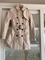 Trenchcoat ZARA Gr. S neuwertig Nordrhein-Westfalen - Höxter Vorschau