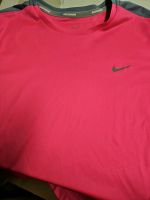 Nike Shirts XL 13 -15 Jahre je Shirt 12 € Berlin - Wilmersdorf Vorschau