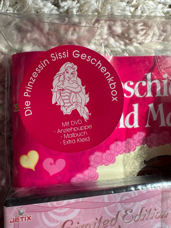 Prinzessin Sissi Geschenkbox Puppe DVD Malbuch in Iggensbach