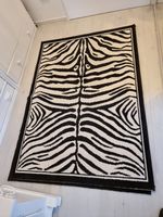 Teppich mit Zebra-Muster,  2 Stück sind vorhanden Dortmund - Mitte Vorschau