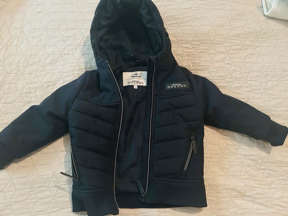 Kinder-Winterjacke 104 gr in Berlin