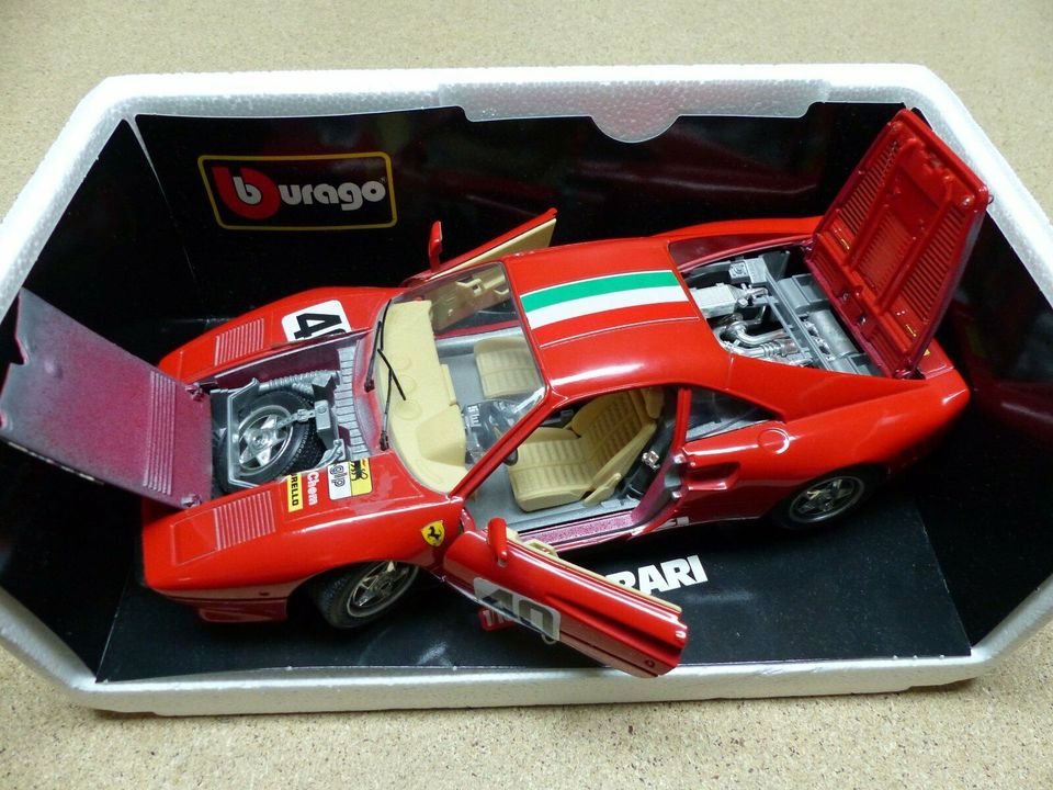 Bburago Ferrari GTO (1984) 1:18 cod. 3027 (rot) Nr. 40 in Giengen an der Brenz