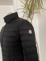 Moncler Herren Jacke Gr.3 oder S Ultra leicht schwarz Nordrhein-Westfalen - Hagen Vorschau