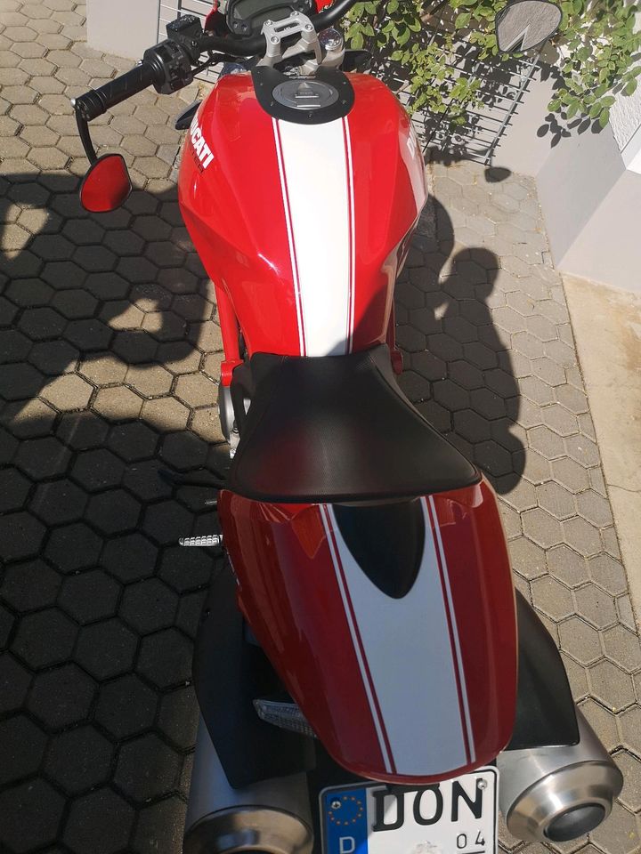 Ducati Monster 796 in Harburg (Schwaben)