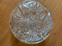 Bleikristall, Konfektdose, Deckeldose, Kristall, 16 cm, gebraucht Sachsen - St. Egidien Vorschau