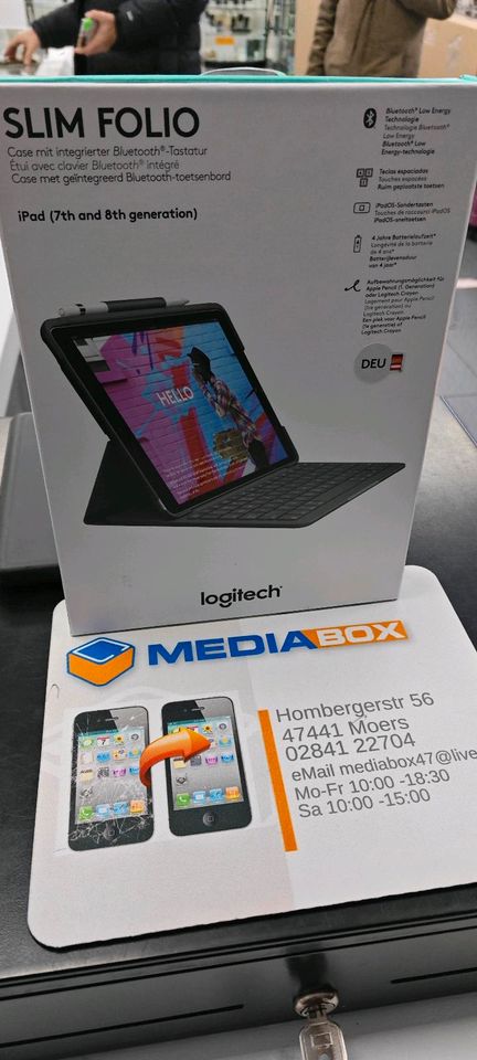 ⭐ Logitech Slim Folio Apple iPad 7 & 8 10.2 Tastatur ⭐ in Moers