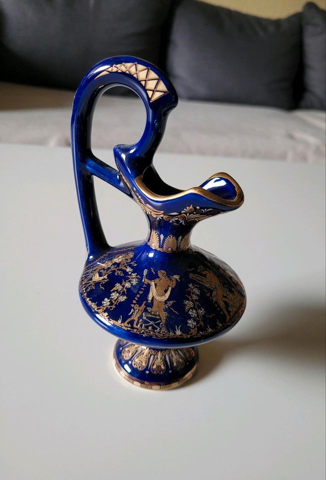 Kanne Vase Griechenland Karaffe blau Mythologie Götter in Berlin