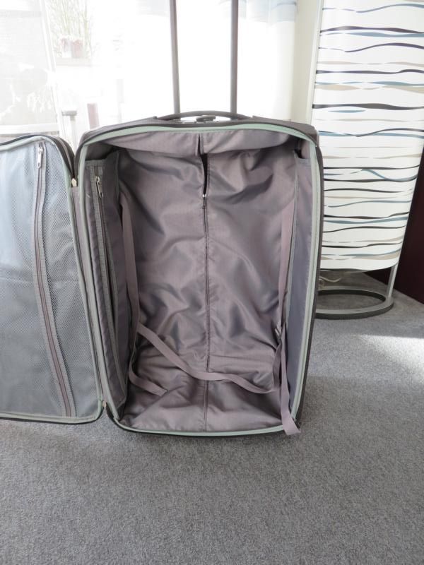 SAMSONITE 2-Rollen Trolley/Koffer schwarz Volumen 41 l neuwertig in Kiel