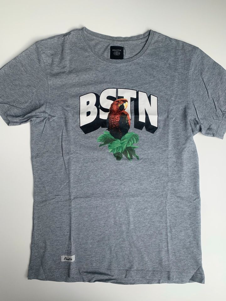 BSTN BEASTIN - Tshirt Herren (Größe: S) (3x Stück) (Neuwertig) in Ainring