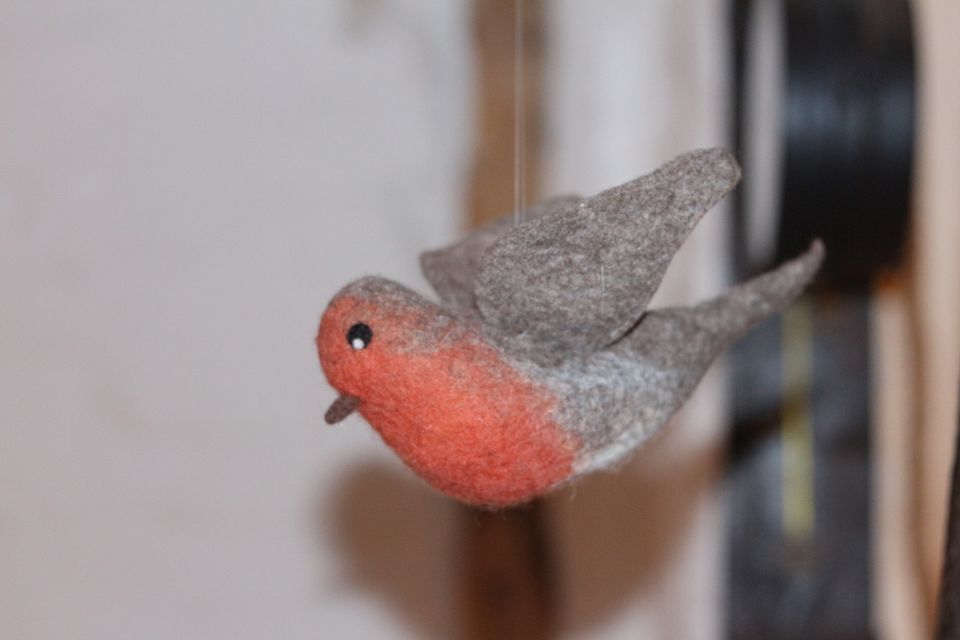 Rotkehlchen aus Filz ❤️ handmade ❤️ Filzvogel in Hückeswagen