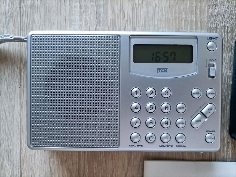 TCM digitaler Weltempfänger Radio Radiowecker in Aalen
