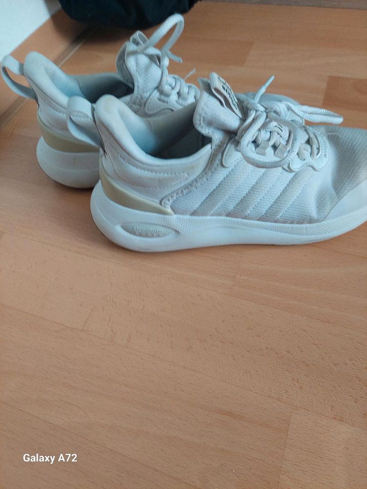 Adidas Schuhe gr.39 in Nürnberg (Mittelfr)