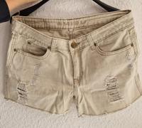 Kurze Hose mit stylischen Cut-Outs -  Sommerlook - Größe 38 Duisburg - Rumeln-Kaldenhausen Vorschau