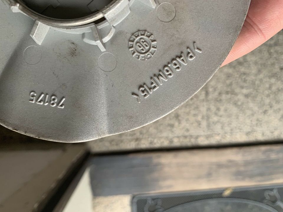 Ford Ka Felgendeckel Mitteldeckel 96sx1130ea in Ingolstadt