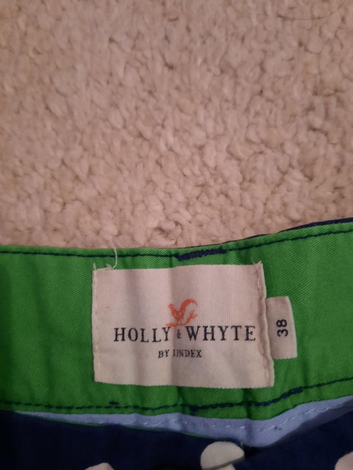 Kurze Hose (dunkelblau mit Punkten) von Holly & Whyte in Bonn