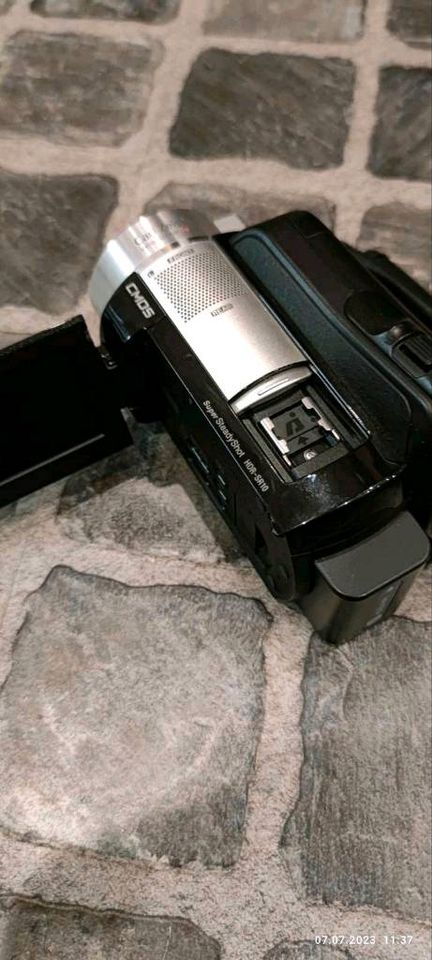 Sony HDR-SR10E Camcorder USB - Schwarz in Reupzig