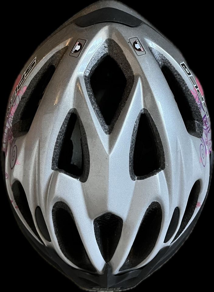 Speq Fahrradhelm Kinder Helm Blumen Größenverstellbar 49 - 54 cm in Gießen