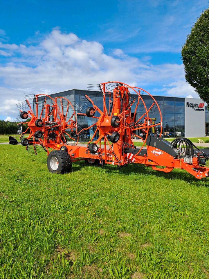 KUHN 4-Kreisel Schwader GA13031 8,4-12,5m Arbeitsbreite *neu* in Bad Waldsee