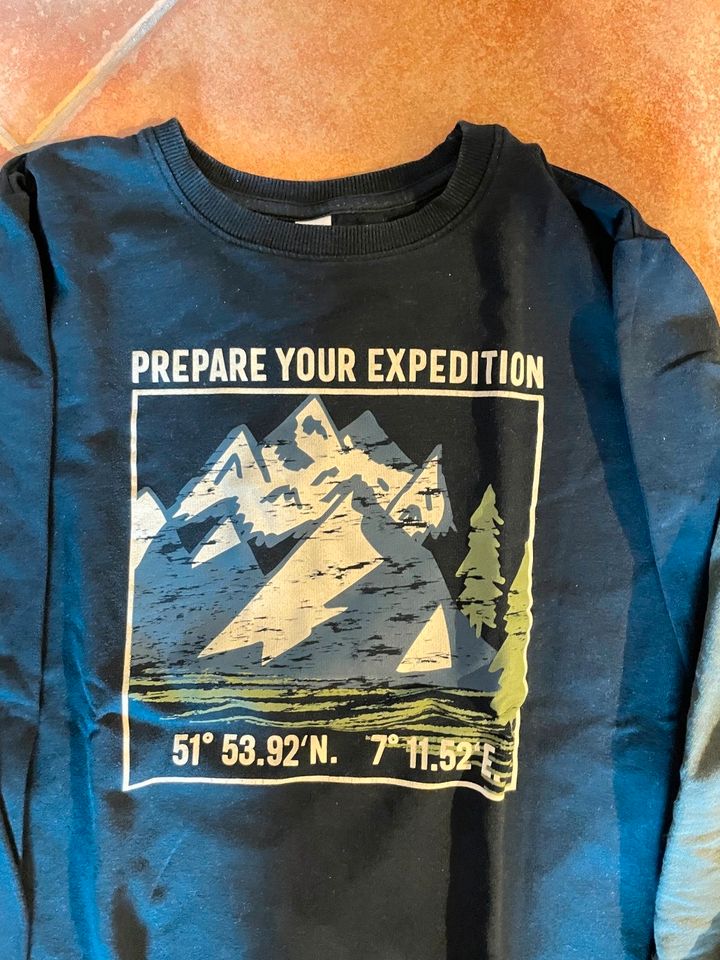 2 langarm T-Shirts, innen gefüttert, Gr 146 blau grün in Wedel