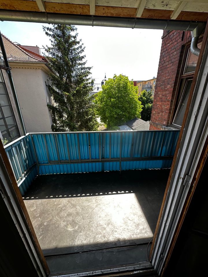 Zentral, 4 Zi, Balkon - mit viel Freiraum zur Verwirklichung in Jena