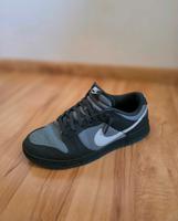 NIKE Dunk Low - Schuh / Größe 41 Thüringen - Schleusingen Vorschau