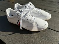 Tommy Hilfiger Schuhe Sneaker weiß 45 Neu Nordrhein-Westfalen - Dülmen Vorschau