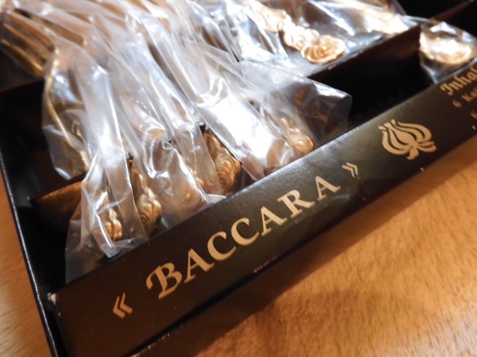 Festliche BACCARA Kaffeetafelgarnitur gold, 15 Teile, 6 Personen in Mainz