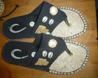 Schuhe Sandalen Slipper flach Zehentrenner Gr 36/37 NEU z.Wahl Bayern - Lohr (Main) Vorschau