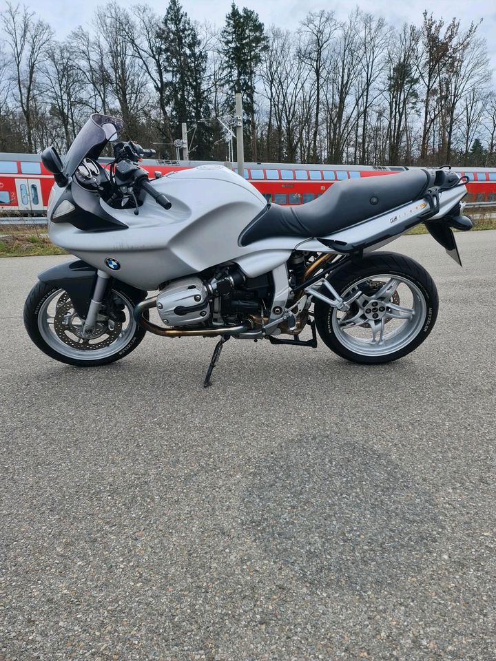 BMW R 1100 S in Friedrichshafen