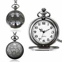 Batman Taschenuhr mit Kette Kettenuhr in Silber Taschen Uhr Nordrhein-Westfalen - Krefeld Vorschau