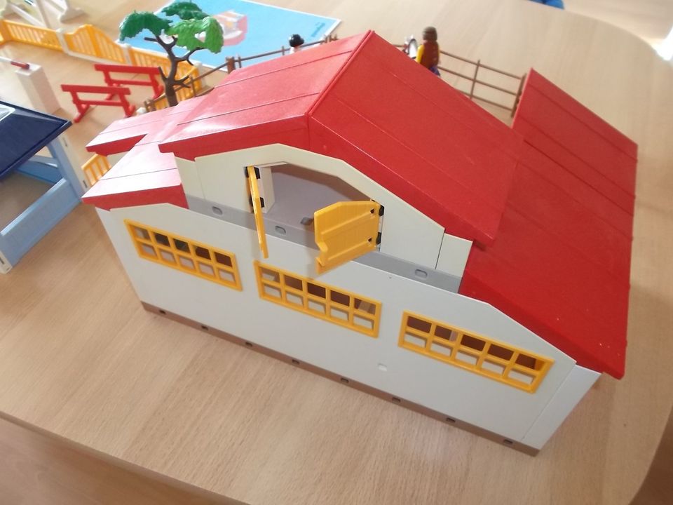 Playmobil moderner Reiterhof 4190 in Swisttal