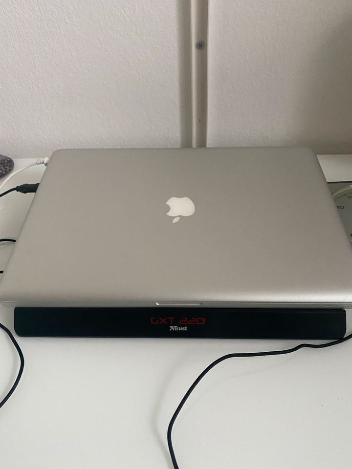 MacBook Pro 17 Zoll , A1297 Prozessor i7 in Diepholz