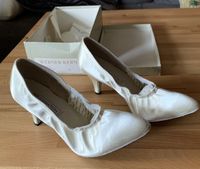 Tanzschuhe weiss Satin Standard UK 8 1/2 EU 42 8cm Laura 61 Kern Köln - Ehrenfeld Vorschau