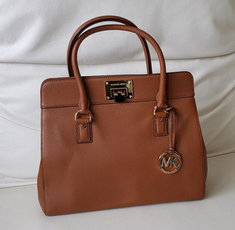 Michael Kors Handtasche Leder NEU in Grafenberg