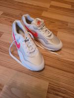 Damen Schuhe Nike Gr. 38.5 Hessen - Hanau Vorschau