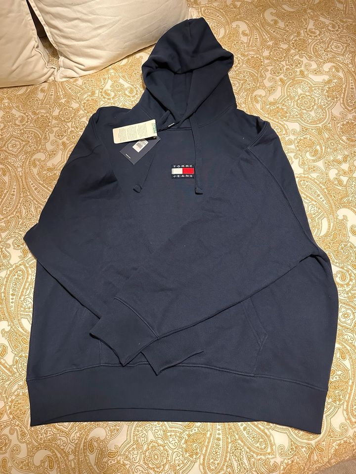 Tommy Hilfiger Pullover NEU in Berlin