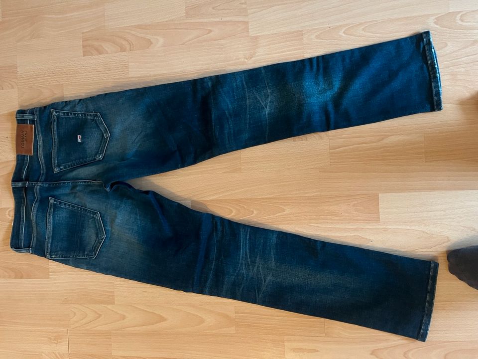 Tomy Jeans Gr. 29/32 in Neumarkt i.d.OPf.