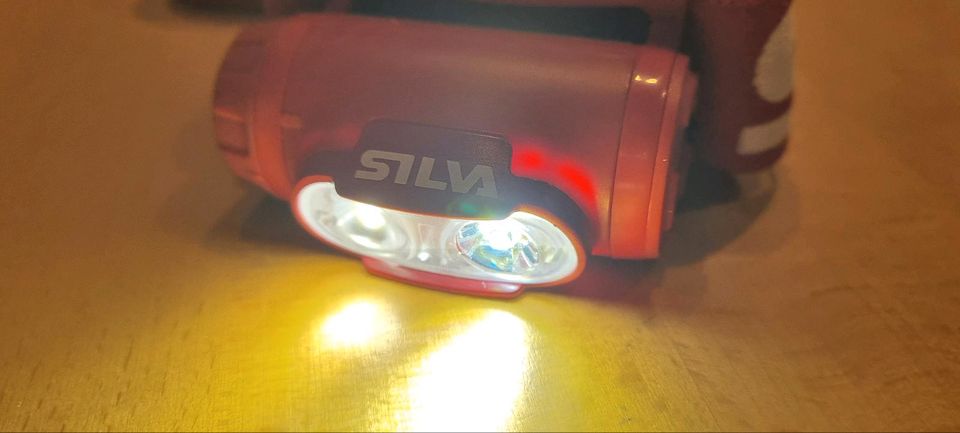 SILVA EXPLORE 3-red Stirnlampe / neu-unbenutzt in Bannewitz