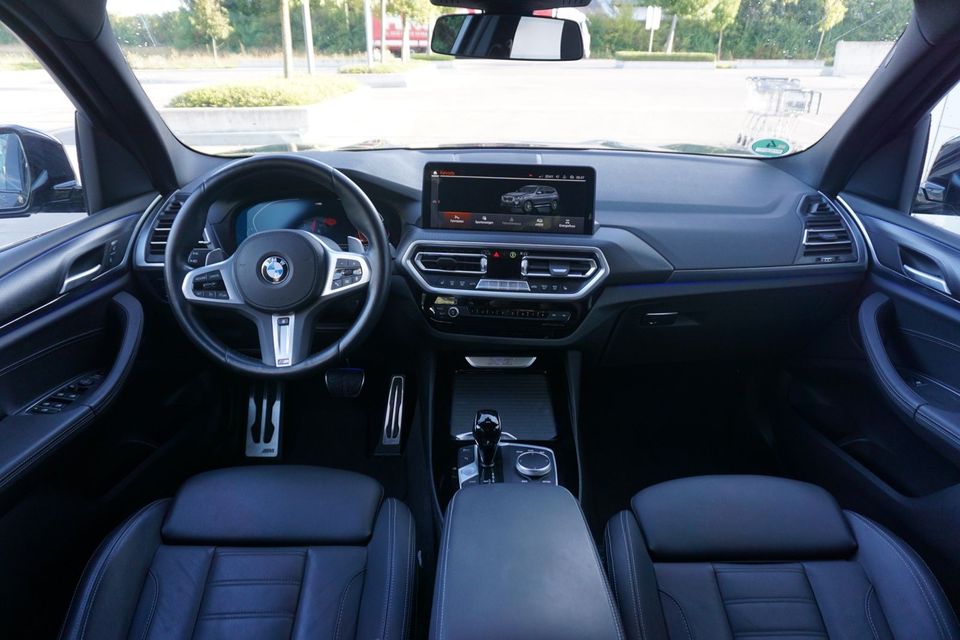 BMW X3 xDrive20i M SPORTPAKET in München