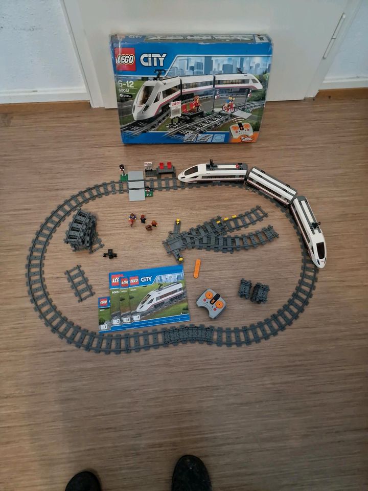 Lego City 60051 Hochgeschwindigkeitszug mit Erweiterungen in Freiburg im Breisgau