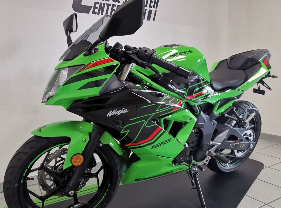 Kawasaki Ninja 125 Sofort Verfügbar  + 500€ Bonus möglich in Leipzig