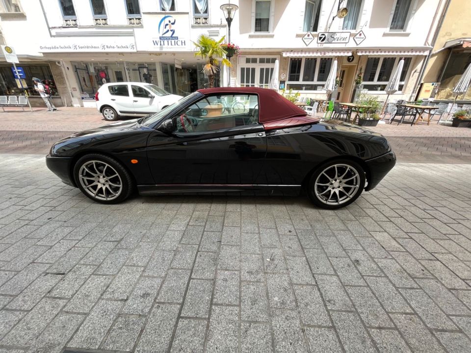 Alfa Romeo Spider 2.0 T.Spark, Sportfahrwerk, *Tüv neu* in Bad Ems