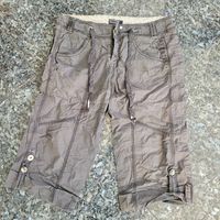 Damen Shorts Bermudas Kurze Hose von ONLY Gr. 36 S in grau/schw. Nordrhein-Westfalen - Viersen Vorschau