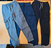 H&M Ernstings Jogginghosen Cargohosen Gr. 146 für Jungs Hessen - Heusenstamm Vorschau