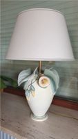 Beistelllampe aus Keramik mit wunderschönem Blumendekor Schleswig-Holstein - Schwentinental Vorschau