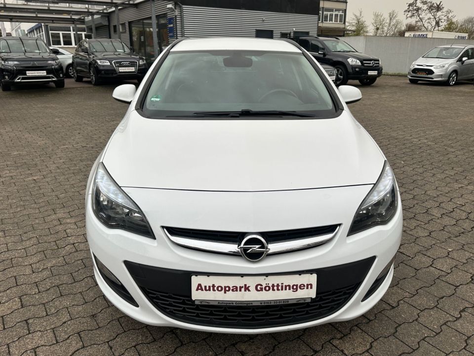 Opel Astra 2.0 CDTI Exklusiv AUTOMATIK NAVI T-LEDER in Göttingen